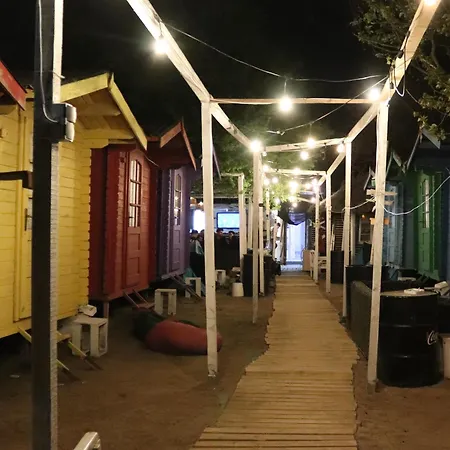 La Cort & Casute Camping Adults Only Kemping