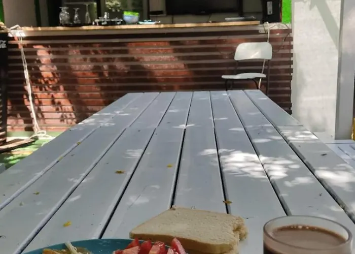 La Cort & Casute Camping Adults Only Kemping *