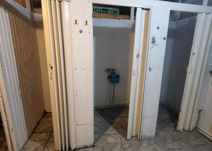 Kemping La Cort & Casute Camping Adults Only *