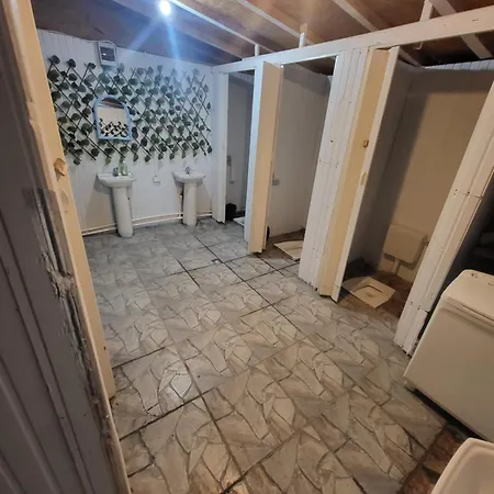 La Cort & Casute Camping Adults Only فاما فيكي