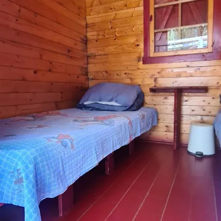 مكان تخييم La Cort & Casute Camping Adults Only *