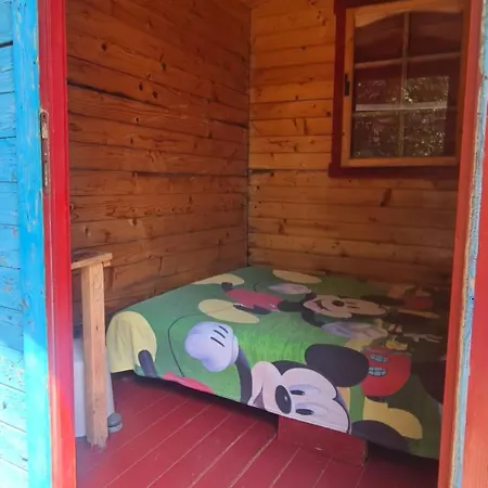 La Cort & Casute Camping Adults Only * فاما فيكي