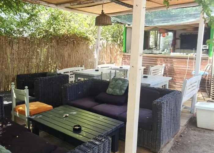 La Cort & Casute Adults Only Campsite